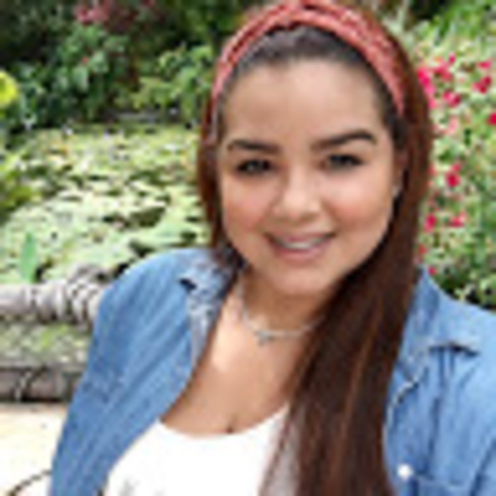 Meet your Posher, Lisandra